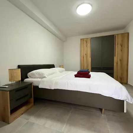 Lejlighed With Free Parking In Quiet Area A Few Minutes To Beaches & Center - Angels Marlen *